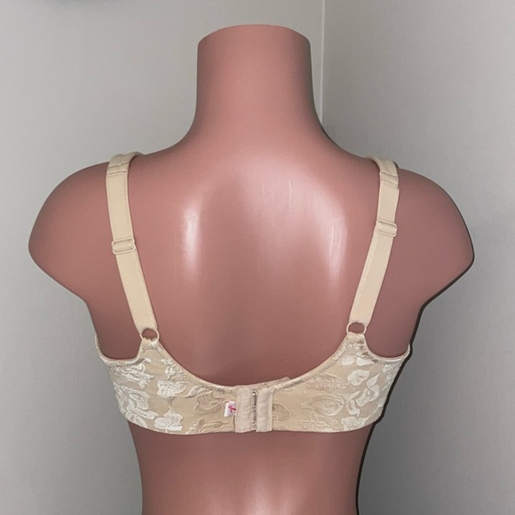 Wacoal Awareness Full Figure Seamless Wire Free Bra Sand Size 38D - Picture 2 of 5